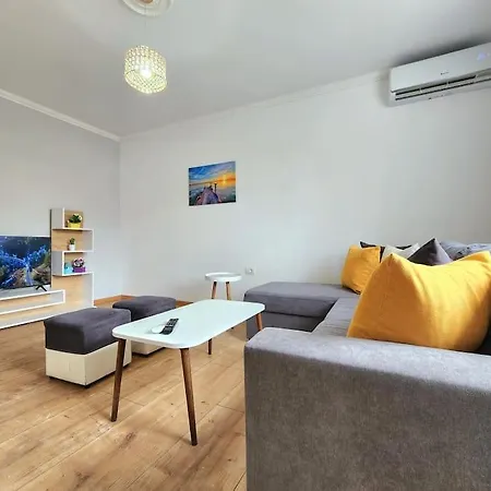 21 Flat W 24h Self Check In Apartment Tirana