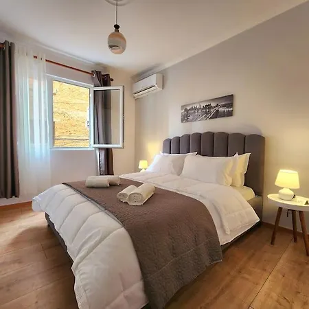 21 Flat W 24h Self Check In Apartment