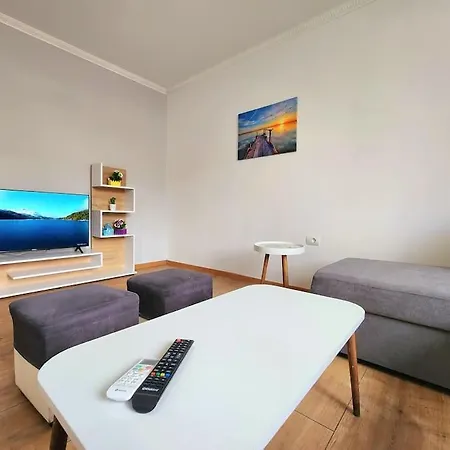 21 Flat W 24h Self Check In Apartment